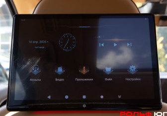 Подержанный автомобиль Voyah Dream 2023 года (29 фото)