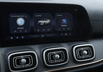 Подержанный автомобиль Jaecoo J8 2024 года (16 фото)