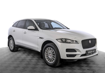 Подержанный автомобиль Jaguar F-Pace 2018 года (3 фото)