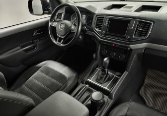 Подержанный автомобиль Volkswagen Amarok 2019 года (10 фото)