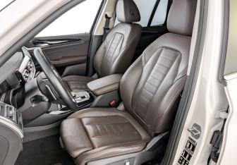 Подержанный автомобиль BMW X3 2021 года (21 фото)
