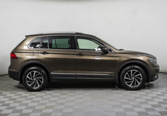 Подержанный автомобиль Volkswagen Tiguan 2018 года (4 фото)