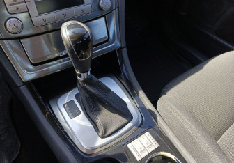 Подержанный автомобиль Ford Mondeo Sedan 2010 года (15 фото)