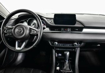 Подержанный автомобиль Mazda 6 Sedan 2020 года (6 фото)