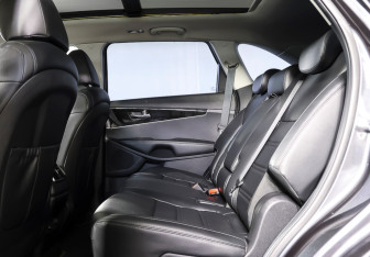 Подержанный автомобиль Kia Sorento 2019 года (12 фото)