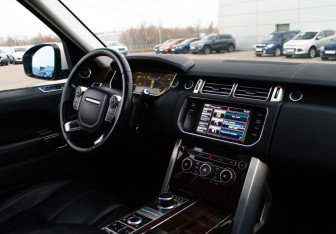 Подержанный автомобиль Land Rover Range Rover 2014 года (9 фото)