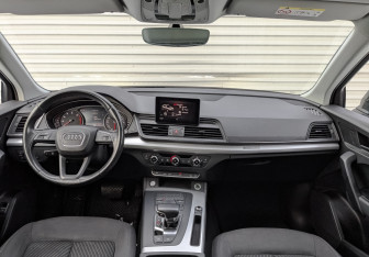 Подержанный автомобиль Audi Q5 2018 года (14 фото)