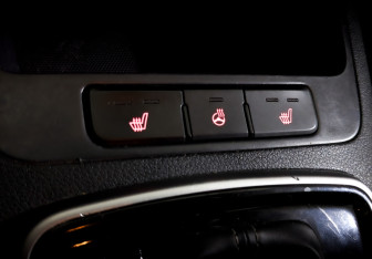 Подержанный автомобиль Kia Rio Hatchback 2021 года (25 фото)