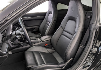 Подержанный автомобиль Porsche 911 Coupe 2020 года (19 фото)