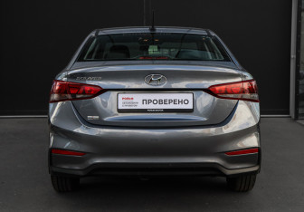 Подержанный автомобиль Hyundai Solaris Sedan 2018 года (5 фото)