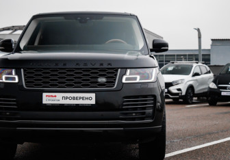 Подержанный автомобиль Land Rover Range Rover 2018 года (41 фото)