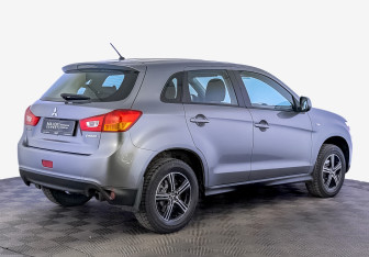 Подержанный автомобиль Mitsubishi ASX 2014 года (5 фото)