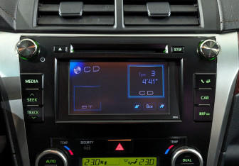 Подержанный автомобиль Toyota Camry Sedan 2014 года (15 фото)