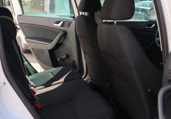 Подержанный автомобиль Skoda Yeti 2010 года (8 фото)