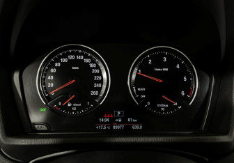 Подержанный автомобиль BMW X1 2021 года (13 фото)