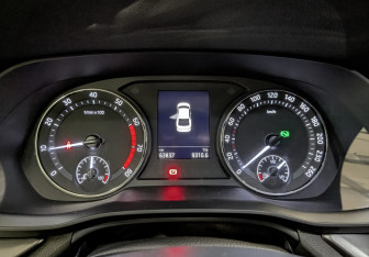 Подержанный автомобиль Skoda Octavia Liftback 2021 года (16 фото)