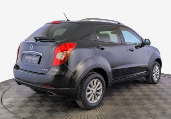 Подержанный автомобиль SsangYong Actyon 2013 года (5 фото)