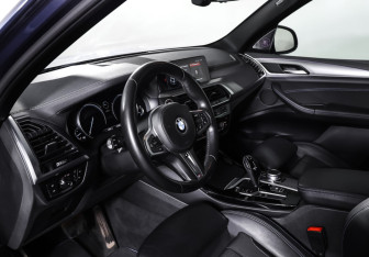 Подержанный автомобиль BMW X3 2018 года (15 фото)