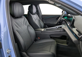 Подержанный автомобиль Exeed RX 2023 года (24 фото)