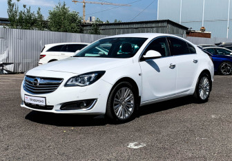 Подержанный автомобиль Opel Insignia Sedan 2014 года (1 фото)