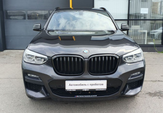 Подержанный автомобиль BMW X3 2021 года (2 фото)