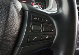 Подержанный автомобиль BMW X3 2013 года (16 фото)