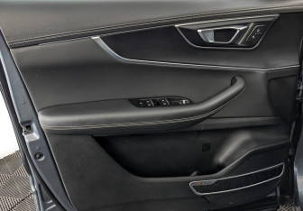 Подержанный автомобиль Chery Tiggo 8 2021 года (19 фото)