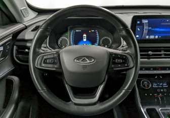 Подержанный автомобиль Chery Tiggo 8 2021 года (28 фото)