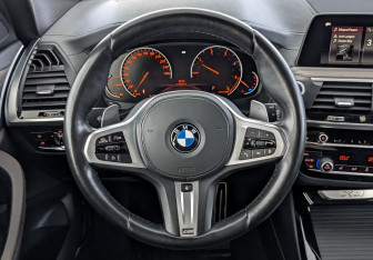 Подержанный автомобиль BMW X3 2020 года (22 фото)