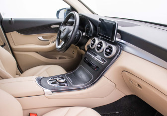 Подержанный автомобиль Mercedes-Benz GLC Coupe 2019 года (9 фото)