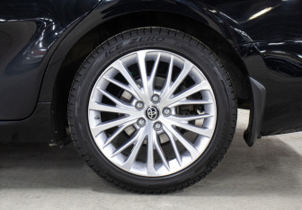 Подержанный автомобиль Toyota Camry Sedan 2020 года (24 фото)