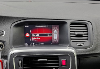 Подержанный автомобиль Volvo V60 Cross Country 2018 года (26 фото)