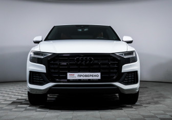 Подержанный автомобиль Audi Q8 2022 года (2 фото)