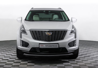 Подержанный автомобиль Cadillac XT5 2020 года (2 фото)
