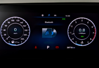 Подержанный автомобиль Omoda C5 2024 года (13 фото)