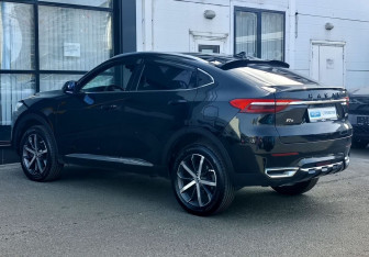 Подержанный автомобиль Haval F7x 2020 года (7 фото)