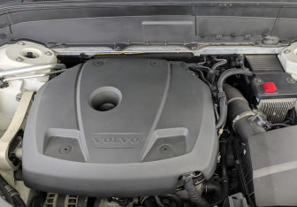 Подержанный автомобиль Volvo XC90 2019 года (9 фото)