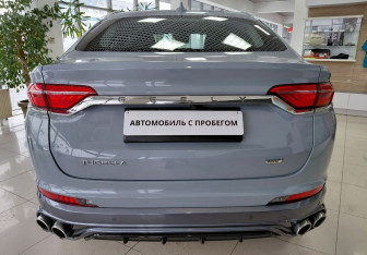 Подержанный автомобиль Geely Tugella 2022 года (6 фото)