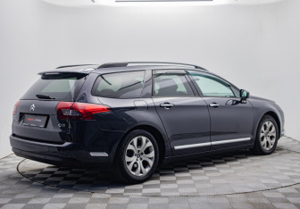Подержанный автомобиль Citroen C5 Wagon 2011 года (5 фото)