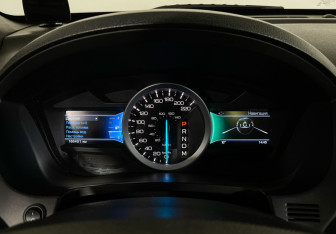 Подержанный автомобиль Ford Explorer 2013 года (11 фото)