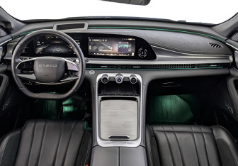 Подержанный автомобиль Exeed TXL 2023 года (14 фото)