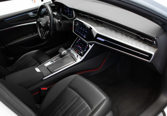 Подержанный автомобиль Audi A6 Sedan 2020 года (29 фото)