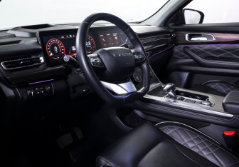 Подержанный автомобиль Exeed VX 2023 года (17 фото)