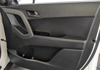 Подержанный автомобиль Hyundai Creta 2018 года (25 фото)