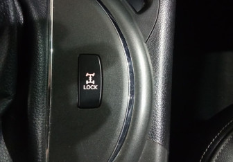 Подержанный автомобиль Kia Sportage 2011 года (17 фото)