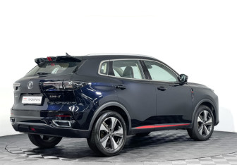 Подержанный автомобиль Changan CS55PLUS 2024 года (5 фото)