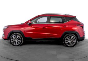 Подержанный автомобиль Москвич 3е 2023 года (8 фото)