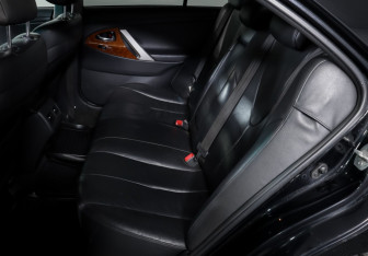 Подержанный автомобиль Toyota Camry Sedan 2008 года (10 фото)