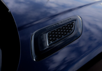 Подержанный автомобиль Land Rover Range Rover Sport 2015 года (42 фото)