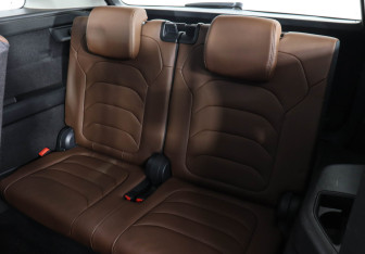 Подержанный автомобиль Skoda Kodiaq 2023 года (13 фото)